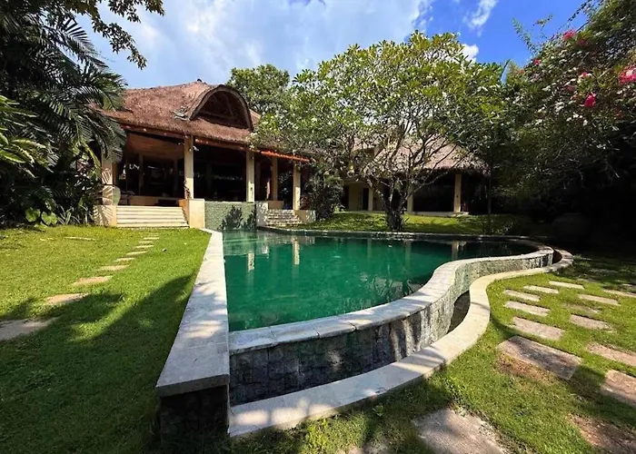 Aparthotel Dengan Pemandangan Kolam Renang
